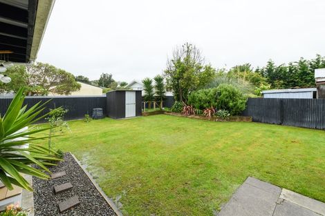 Photo of property in 14 Huntly Street, Foxton, 4814