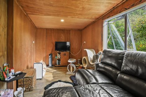 Photo of property in 50 Crown Hill Road, Paeroa, 3674