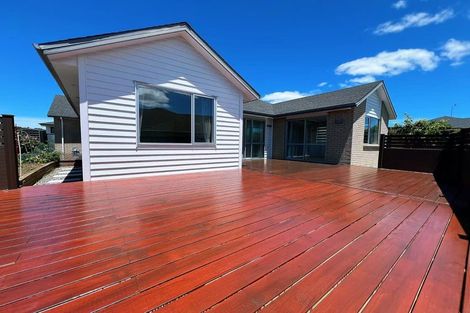 Photo of property in 10 Ahorangi Road, Silverdale, 0932