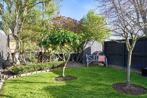 Photo of property in 67 Bowen Street, Cambridge, 3434