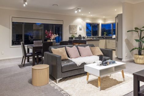 Photo of property in 71 Hillcrest Road, Raumati Beach, Paraparaumu, 5032