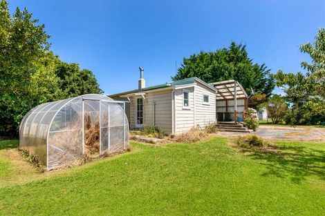 Photo of property in 10 Hussey Street, Waverley, 4510