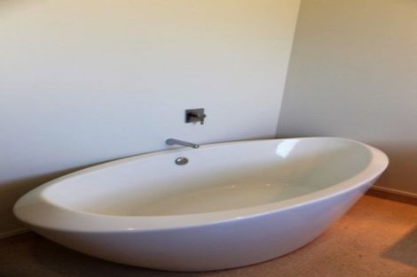 Photo of property in 160 Inglefield Street, Pirongia, Te Awamutu, 3876