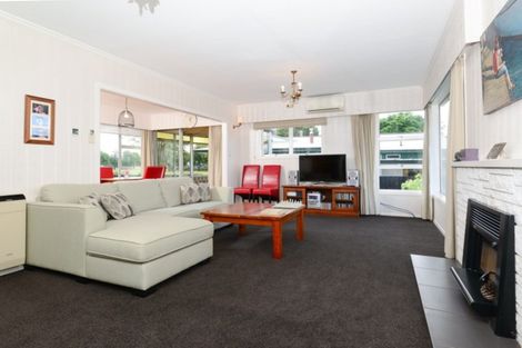 Photo of property in 145 Victoria Street, Cambridge, 3434