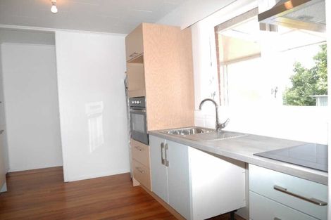 Photo of property in 12 Kowhai Grove, Raumati Beach, Paraparaumu, 5032