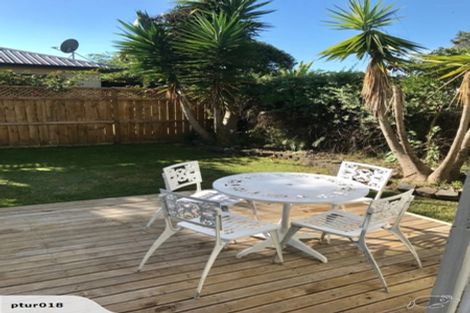 Photo of property in 21 Beatrix Street, Avondale, Auckland, 1026