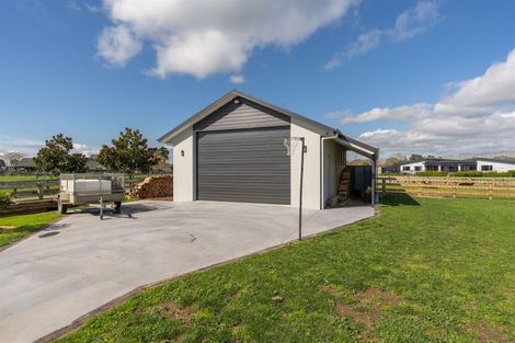 Photo of property in 42c Marshmeadow Road, Newstead, Hamilton, 3286