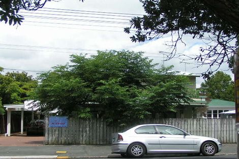 Photo of property in 33 Stafford Road, Northcote Point, Auckland, 0627