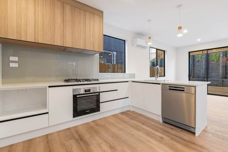 Photo of property in 39 Clara Road, Silverdale, 0932