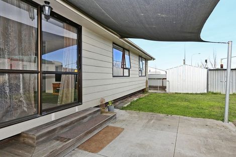 Photo of property in 2/2 Lee Road, Taradale, Napier, 4112