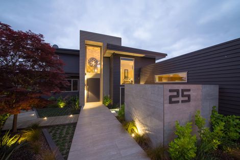 Photo of property in 25 Trent Avenue, Hokowhitu, Palmerston North, 4410