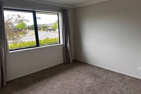 Photo of property in 122 Te Rito Street, Marshland, Christchurch, 8083