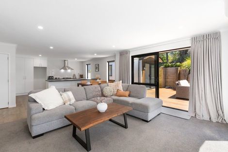 Photo of property in 6 Martingale Drive, Whitby, Porirua, 5024