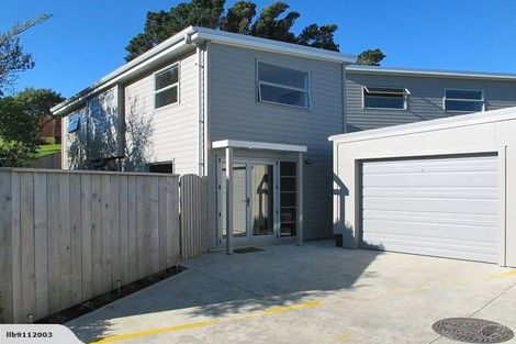 Photo of property in 5a Ryan Grove, Tawa, Wellington, 5028