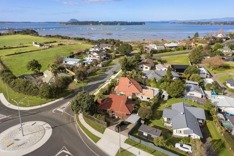 Photo of property in 2 Margaret Drive, Omokoroa, 3114