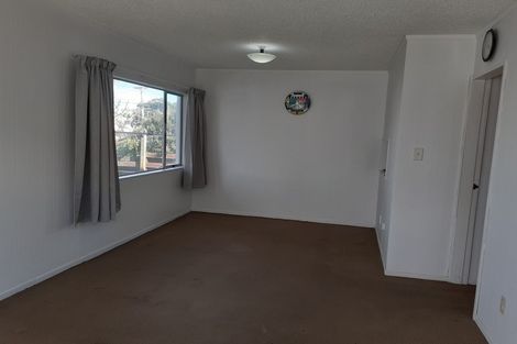 Photo of property in 1/192 Onepu Road, Lyall Bay, Wellington, 6022