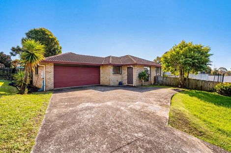 Photo of property in 11 Plumstead Rise, Glen Eden, Auckland, 0602