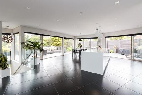 Photo of property in 25 Trent Avenue, Hokowhitu, Palmerston North, 4410