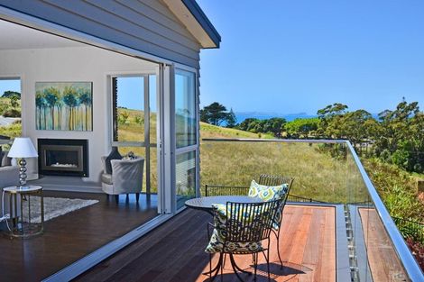 Photo of property in 11 Bearing Parade, Long Bay, Auckland, 0630