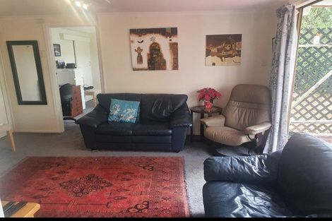 Photo of property in 102 Saddleback Rise, Murrays Bay, Auckland, 0630