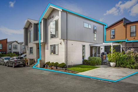 Photo of property in 11 Rangitamiro Place, Hobsonville, Auckland, 0616