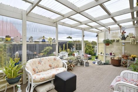 Photo of property in 10 Seadown Crescent, Amberley, 7410