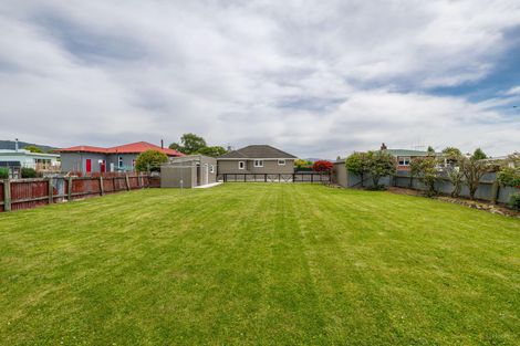 Photo of property in 51 Rhodes Street, Waimate, 7924