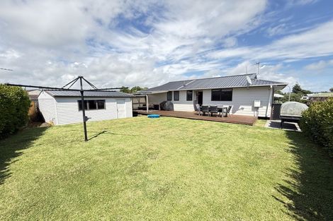 Photo of property in 18 Aratapu Street, Waitara, 4320