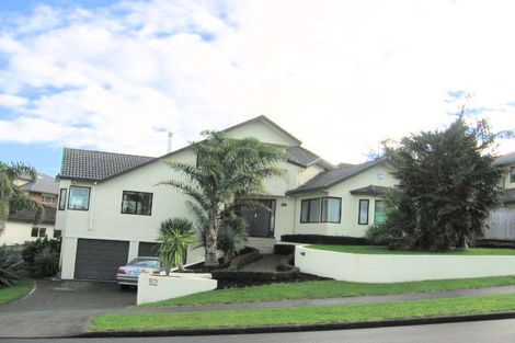 Photo of property in 52 Ribbonwood Crescent, Goodwood Heights, Auckland, 2105