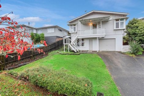 Photo of property in 2/55 Chislehurst Street, Henderson, Auckland, 0612