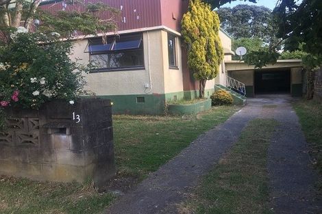 Photo of property in 13 Westwell Road, Belmont, Auckland, 0622