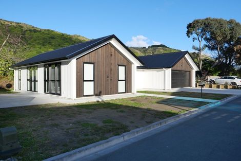 Photo of property in 13 Rongomau Lane, Raumati South, Paraparaumu, 5032