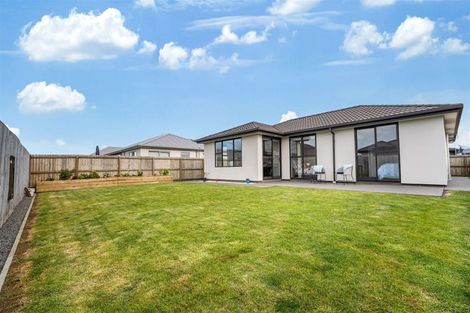 Photo of property in 10 Kingsbridge West, Burwood, Christchurch, 8083