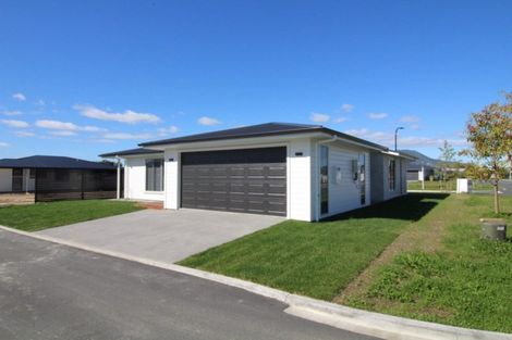 Photo of property in 28 Bastille Court, Rangatira Park, Taupo, 3330