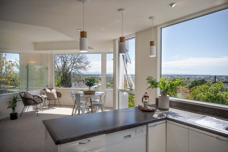 Photo of property in 1 Overdale Drive, Cashmere, Christchurch, 8022