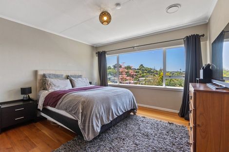 Photo of property in 7 Penrith Street, Westown, New Plymouth, 4310