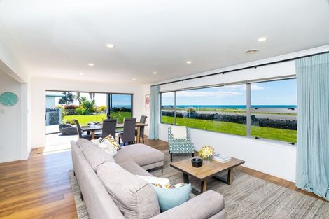 Photo of property in 60 Le Quesne Road, Bay View, Napier, 4104