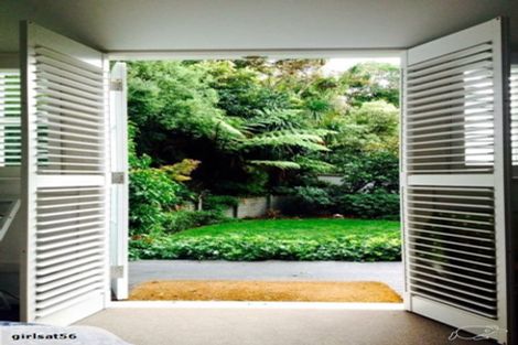 Photo of property in 56 Glen Road, Kelburn, Wellington, 6012