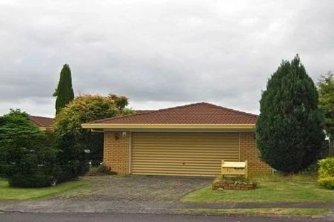 Photo of property in 31 Cumbrian Place, Conifer Grove, Takanini, 2112