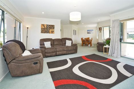 Photo of property in 48 Spinnaker Drive, Flagstaff, Hamilton, 3210