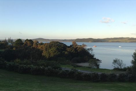 Photo of property in 2 Harrys Lane, Pukenui, 0484