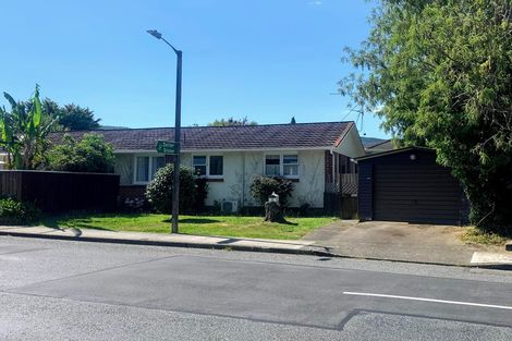 Photo of property in 6a Sunbrae Drive, Silverstream, Upper Hutt, 5019