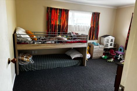 Photo of property in 57 Pelorus Street, Welcome Bay, Tauranga, 3112