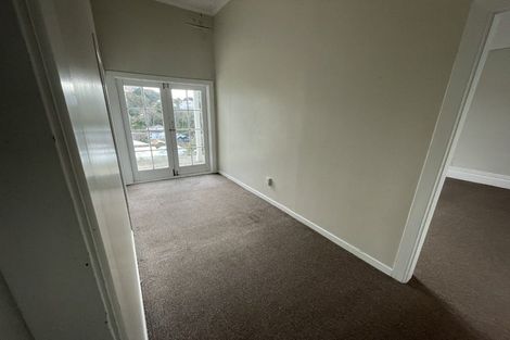 Photo of property in 28 Maarama Crescent, Aro Valley, Wellington, 6021