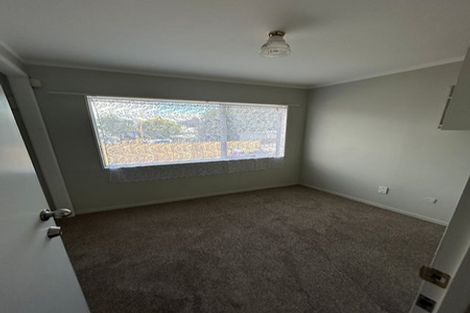 Photo of property in 1/59 Archibald Road, Kelston, Auckland, 0602