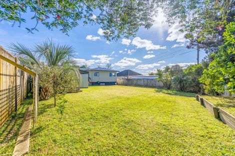 Photo of property in 44 Woodglen Road, Glen Eden, Auckland, 0602
