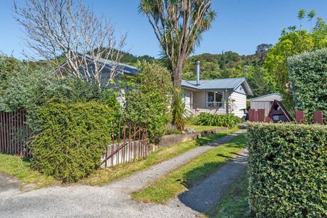 Photo of property in 25 Churchill Crescent, Featherston, 5710