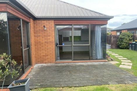 Photo of property in 2/32 Briarmont Street, Avondale, Christchurch, 8061