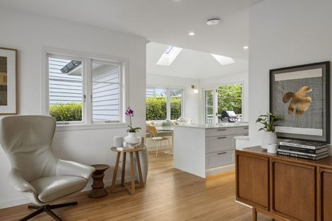 Photo of property in 18 Kitchener Road, Takapuna, Auckland, 0620