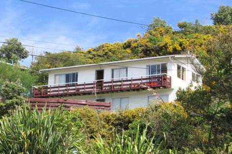 Photo of property in 5a Wye Street, Island Bay, Wellington, 6023